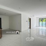 chỉ 8.7tỷ - bán căn sky linked villa - xe hơi chạy lên tận nhà, celadon city, ký hđmb trực tiếp cđt