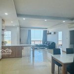 cho thuê căn hộ góc, 2 phòng ngủ, 136m2, view biển sơn thịnh 2 (oasky) vũng tàu. 10tr/th 0908209586