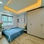 bán căn siêu đẹp! e3- phố trung hoà, 95m2, 3pn, nội thất cao cấp, 6 tỷ hơn. lh 0975118822