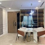 chính chủ cần bán căn hộ cao cấp pearl plaza, diện tích: 95m2, 2 phòng ngủ, giá: 7,2 tỷ, sổ hồng.