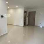 bán căn 1pn+ view nội khu công viên hồ bơi, tầng vừa mát mẻ, giá 1.95tỷ, rainbow-vinhomes, đã có sổ