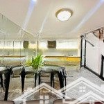 hiếm 40m2 mặt ngõ chùa láng! ngõ thông, sân riêng, 20m ra phố, cửa sổ các tầng, dân trí cao, ở luôn