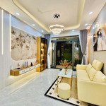 46m2, chỉ 6,75 tỷ, bán nhà đẹp đường nguyễn văn đậu, sát mặt tiền 46m2 , 3 tầng, p7, chỉ 6,75 tỷ