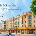 chính chủ sang nhượng 2 suất ngoại giao, ký hđ trực tiếp cđt, giá cực kỳ hữu nghị, lh: 0983180625