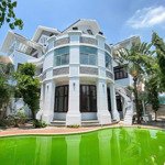 mình cho thuê biệt thự hồ bơi mặt tiền nam hòa q.9 1500m2 siêu rẻ, đẹp chỉ 120triệu alo 0938268627