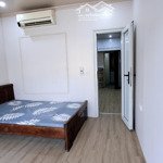 bán căn tập thể cơ khí thanh xuân, đối diện royal city. 50m2, 2pn, 1vs. giá 1.96 tỷ. sđcc