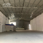 cho thuê kho xưởng tân nhựt. bình chánh. dt xưởng 450m2, khuôn viên 1000m2.