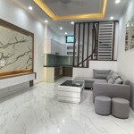 nhà mới đón tết tại hoàng hoa thám,ba đình.dt 35m x 5t.giá 6.2 tỷ.lh 0984056396