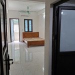 cho thuê nhà trọ 28m2 tại miếu đầm, mễ trì, nam từ liêm. phòng thoáng sạch sẽ, ban công, giờ tự do