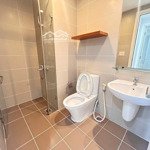 cần cho thuê gấp~ 2pn, 2 toilet, giá 17.000.000 vnd , đang trống .