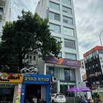 building mặt tiền bùi thị xuân, p. bến thành quận 1. dt: 8x30m. kết cấu: 1 hầm + 8 tầng. giá 68 tỷ