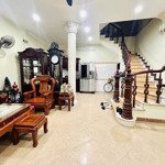 bán nhà riêng 5pn, 36m2 tại kim giang, chỉ 8,5 tỷ, view đẹp, nhiều tiện ích