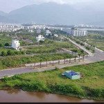 bán đất view sông kđt eco charm vị trí siêu đẹp, trục thông , 160m2 ( 8x20) , giá bán 3 tỷ 950 .