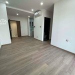 cho thuê cc cll , park view , 2pn 2wc 77m, ntcb còn suất oto