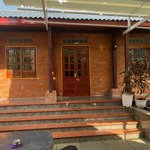 cần bán homestay ngay khu du lịch cam bình cách biển 5 phút đi bộ. giá yêu thương. đường xe tải