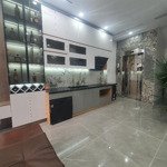 bán gấp nhà 6 tầng 40m2, nguyễn sơn, ngọc lâm, ô tô đỗ cửa, thang máy, full nội thất