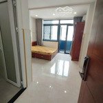 phòng 30m2 full nội thất ban công thoáng. đường tám danh p4 q8