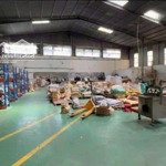 xưởng 800m2 vp 400m2 pccc điện 3 pha giá 50 triệu. đường xe tải lớn sx nhiều ngành nghề