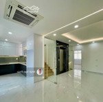 shophouse nguyễn thị nhung 7x20m - 6 tầng - có nội thất cao cấp, giá 65 triệu (tl), vị trí rất đẹp