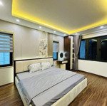 bán nhà phố quốc tử giám 26m2 4 tầng 3 ngủ. ngõ thông thoáng, gần đường oto tránh nhau giá hơn 3 tỷ