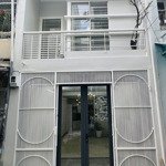 bán nhà hẻm 4m- cách mạng tháng 8, 34m2, 2pn gần vòng xoay dân chủ, nhỉnh 6 tỷ