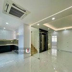 nguyên căn nguyễn thị nhung 7x20m - 6 tầng - có nội thất cao cấp, giá 65 triệu (tl), vị trí rất đẹp