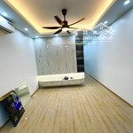 bán nhà riêng tại hoàng quốc việt, 5,5 tỷ, 52m2, 2pn, pháp lý đầy đủ, uy tín!