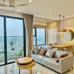 chính chủ cho thuê 2 ngủ +,70m2, vinhomes smart, đủ đồ đẹp mới tinh, giá chỉ 11tr/th. lh 0366909409