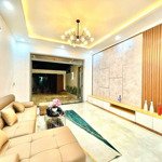 nhà mặt tiền p. tân phong q. 7 (90m2) gần trường tôn đức thắng giá ngộp cần bán gấp