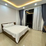 thuê ngay căn hộ 30m2 ban công, full nội thất, thang máy, ngay hoàng hoa thám - bình thạnh