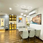 chủ nhà cần tiền bán nhanh căn 2n goldmark city, sổ đỏ, tầng trung, hướng mát, đủ đồ, 4ty6