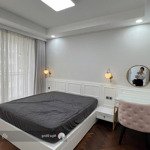 chỉ 7,3 tỷ căn 2pn midtown nhà full nội thất mới, có ô xe xem nhà dễ lh 0908448281