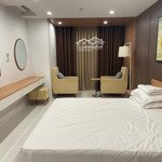 cần bán căn officetel 36m2 toà kingston full nội thất giá rẻ. lh 0906272338