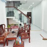 nhà đường huỳnh mẫn đạt , 3 phòng ngủ, đầy đủ nội thất, kế bên mặt tiền, hẻm an ninh