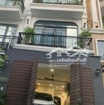 cô hạnh bán nhà có thang máy trần nguyên đán, tân định q1. dt 69,3m2 giá 3tỷ690. đang cho thuê 35tr