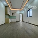 bán nhà mặt đường. nguyễn văn luông. 15,9 tỷ, 51,8m2, 4pn, 4wc