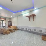 bán nhà 1 trệt 1 lầu mt đường thông buôn bán, gần kdc biconsi chỉ 2ty590 tl quá rẻ