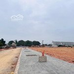 cần bán 100m2 đất dự án trung tâm thị trấn chũ đường trần phú