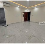 cho thuê văn phòng 30-60m2 giá chỉ từ. 5tr/tháng liên hệ sdt 0979357120