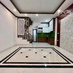 bán nhà phạm ngọc thạch, đống đa- 38m², 5 tầng, cách ô tô 30m, ngõ nông, full nội thất, giá cực tốt