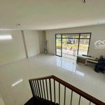 cần sang nhượng căn shophouse mặt tiền phạm thế hiển, giá 5tỷ5/151m2 sổ đỏ sẵn, sở hữu lâu dài