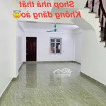 mặt tiền khánh hội phường 3 - q 4
diện tích khủng gần gấp đôi căn bth
nhà hợp ở & kinh doanh