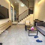 cần bán nhà đường binh hưng, bình chánh. giá 2tỷ 990, 80m2, 3pn2wc. sổ hồng riêng, công chứng ngay