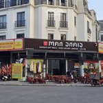 cho thuê mặt bằng kinh doanh cực đỉnh phố trần thái tông, làm showroom, cafe, nhà hàng quá đẹp