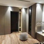 bán cc 3pn, 2wc, 111m2, giá siêu hời 20,5 tỷ tại vinhomes metropolis, ba đình, hà nội