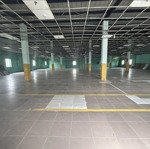 cho thuê kho xưởng đg tân thới nhất 8 quận 12 dt 1700m2 (1 lầu) giá 65tr/th pccc vách tường