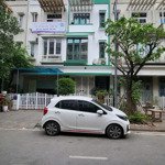 liền kề giá rẻ! xuân phương tasco, khu vực giá vẫn tốt, kinh doanh, văn phòng, view vườn hoa