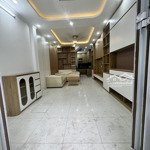 bán nhà lĩnh nam 40 m2 - nhỉnh 9tỷ - sổ đỏ - nhà mới đẹp - ô tô qua nhà - kinh doanh