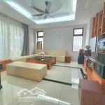 biệt thự cầu giấy, siêu vip 310m2 5t, mt 15m, khu đô thị dịch vọng nhà đẹp, thang máy kinh doanh