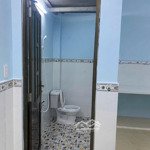 cho thuê nhà mới gác lửng tại 1/ nguyễn văn quá đường xe tải, 8 triệu, 70m2, 2pn, 2wc